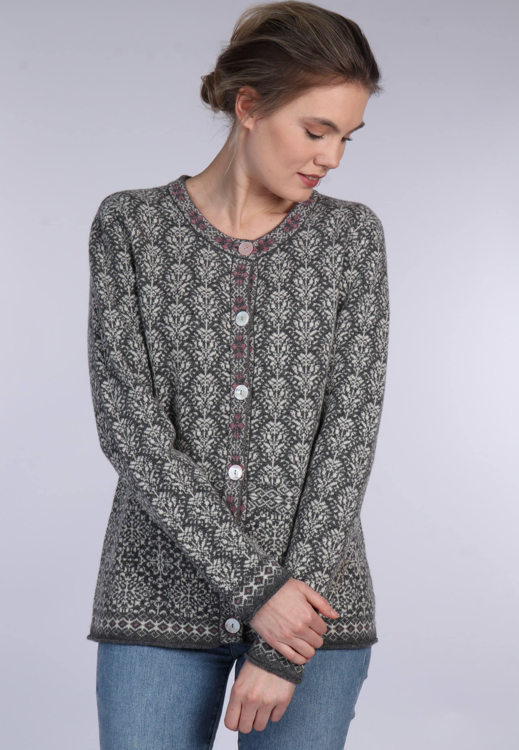 Strickjacke Skady - ebony im Sorgenfri Sylt Online Shop
