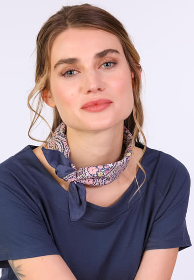 Maali flower paisley  - navy