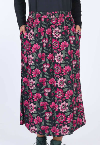 Rock Uli autumn flower - black
